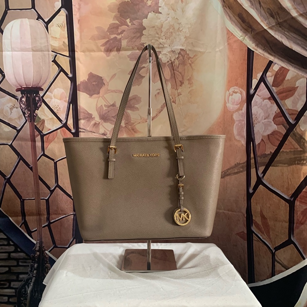 Michael Kors Small Dark Dune Jet Set 💯 Authentic